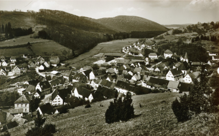 Historische Aufnahme von Buttenhaus schwarzweiß